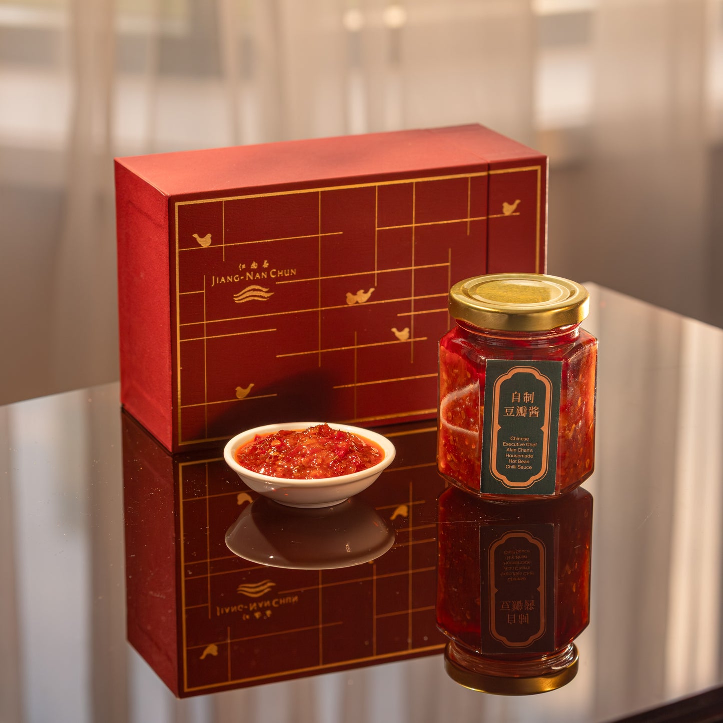 Jiang-Nan Chun Hot Bean Chilli Sauce | 江南春自制豆瓣酱