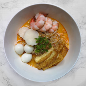 Laksa – Rice Noodles with Cockles, Scallop, King Prawn, Quail Eggs