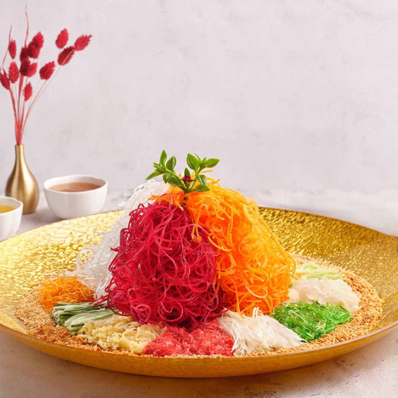 Smoked Salmon Yusheng | 烟熏三⽂鱼鱼生