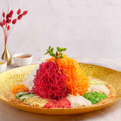 Smoked Salmon Yusheng | 烟熏三⽂鱼鱼生